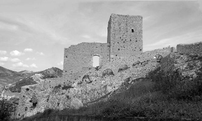 Il castello di Buccino castello_buccino.jpg